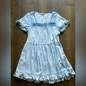 Light blue denim dress!! Size M/L - NEVER WORN